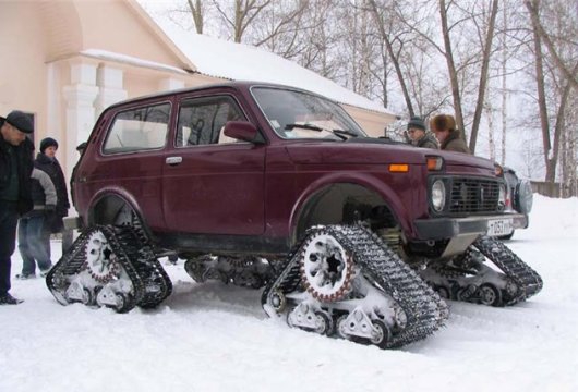 Машина на гусеничном ходу