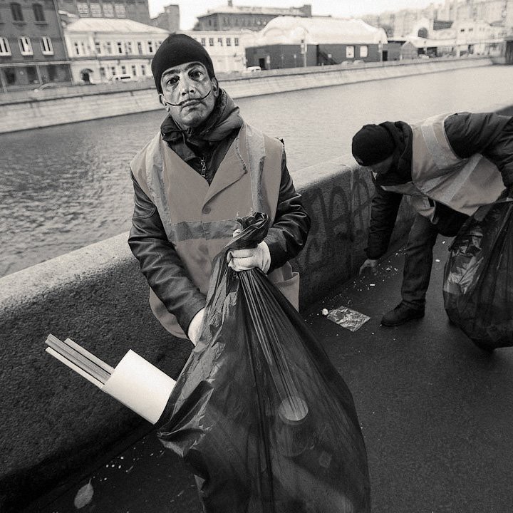 2. Из мусора можно делать замечательные арт-инсталляции современного искусства. 2. Из мусора можно делать замечательные арт-инсталляции современного искусства. прикол, сальвадор дали, фотожаба