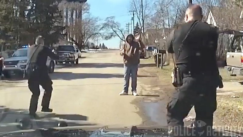 Грабитель застрелен полицией Грабитель застрелен полицией