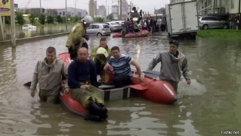 А в Краснодаре каждый год так

Зато в этом году дождик и почти прохладно.