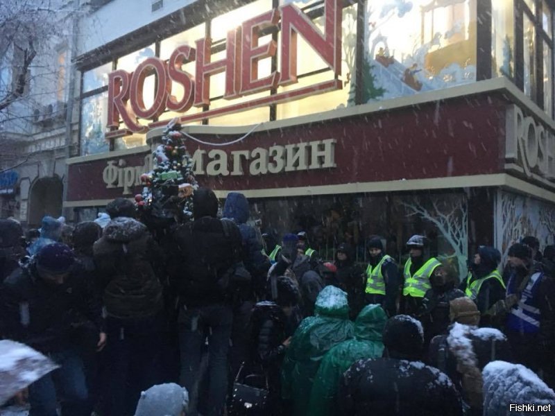 Ждем,с когда громить магазины "Рошен" начнут.